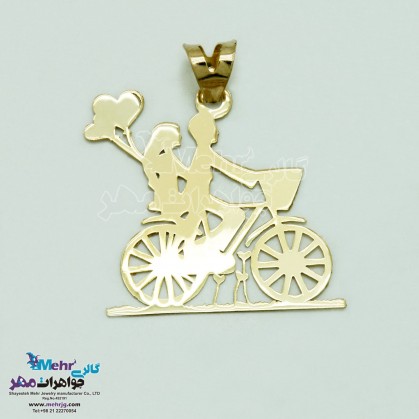 آویز طلا - طرح دوچرخه سواری عاشقانه-SM0938